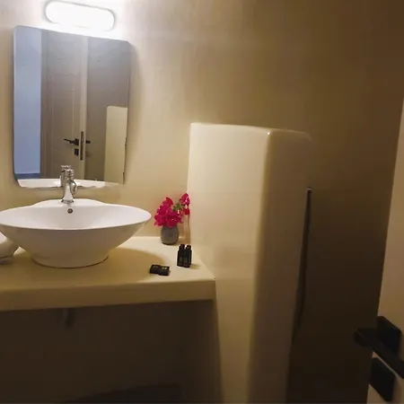 Kykladonisia Traditional Settlement Firá