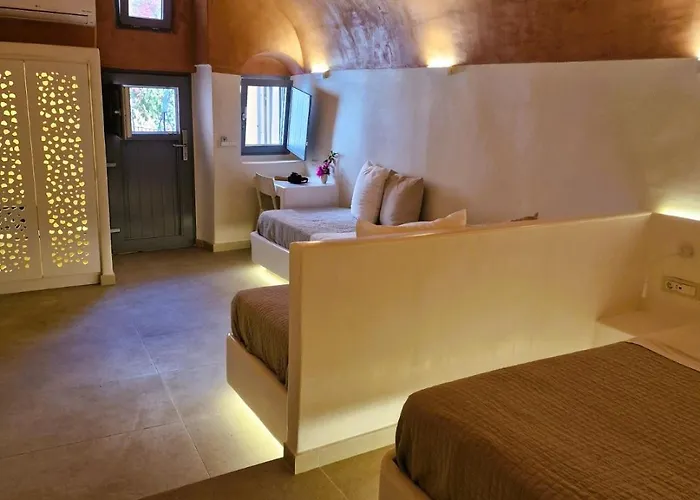 Kykladonisia Traditional Settlement Firá