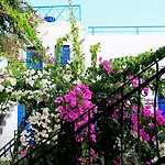 Kykladonisia Traditional Settlement 4*