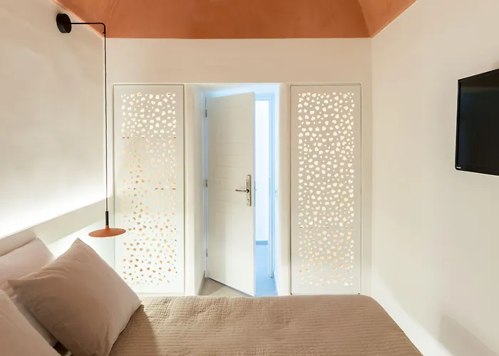 Guest house Kykladonisia Traditional Settlement Fira (Santorini)